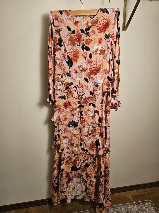 Jaase Tiered Long Sleeve Maxi Dress - Peach Pink - Picture 2 of 7
